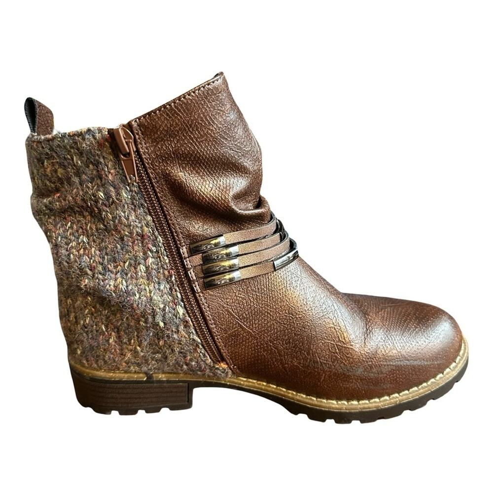 Muk Luks Women's Tisha Ankle Boots- Brown Faux Leather and Knit Booties Sz 9